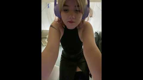 Media: baby__naughty Stripchat 2024-12-03 16:26:00