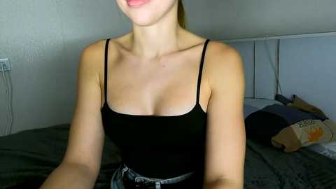 Media: belochka_a Stripchat 2024-12-03 00:02:00