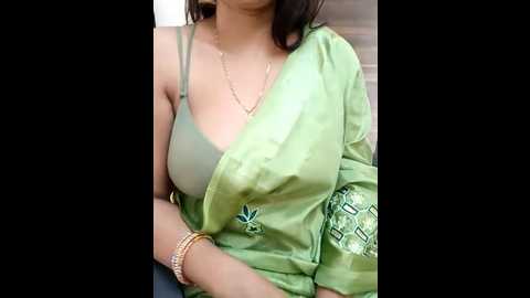 Media: kaamuk_shweta Stripchat 2024-12-03 05:53:00