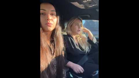 Media: keep_us_wild Stripchat 2024-12-03 05:30:00