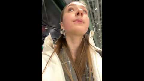 Media: lia__love Stripchat 2024-12-03 15:44:00