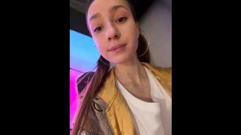 Media: lia__love Stripchat 2024-12-03 16:03:00