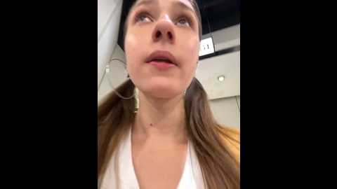 Media: lia__love Stripchat 2024-12-03 16:32:00