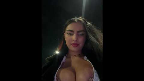 Media: maddy_rouse_ Stripchat 2024-12-03 00:57:00