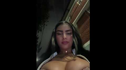 Media: maddy_rouse_ Stripchat 2024-12-03 01:34:00