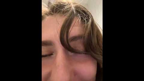 Media: mariid Stripchat 2024-12-03 07:46:00