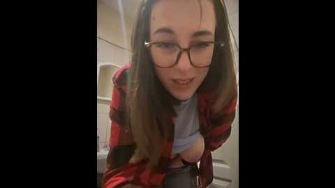 Media: mommmyyummy Stripchat 2024-12-03 13:14:00