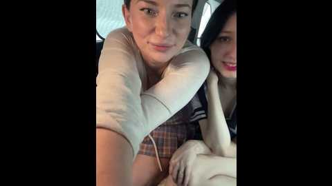 Media: mooonreal Stripchat 2024-12-03 05:04:00