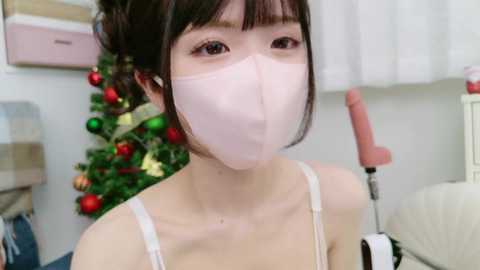 Media: _minami_ Stripchat 2024-12-04 15:32:00