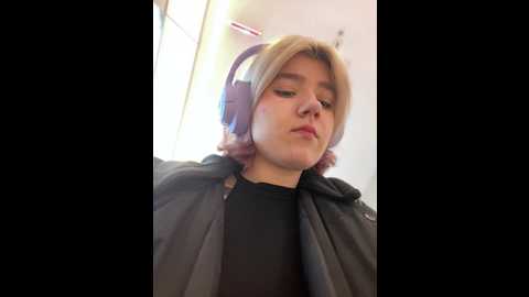 Media: baby__naughty Stripchat 2024-12-04 16:22:00