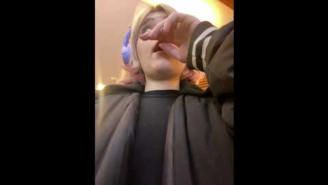 Media: baby__naughty Stripchat 2024-12-04 17:33:00