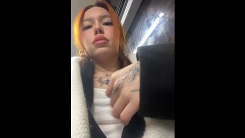 Media: babydolll Stripchat 2024-12-04 17:31:00