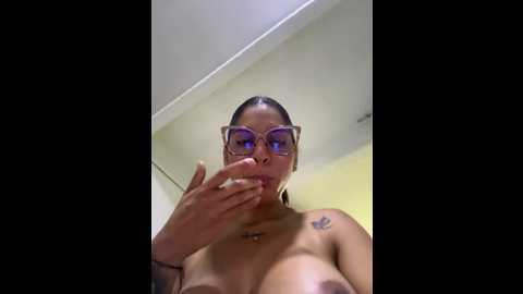 Media: charlotte_stevenss_ Stripchat 2024-12-04 15:59:00