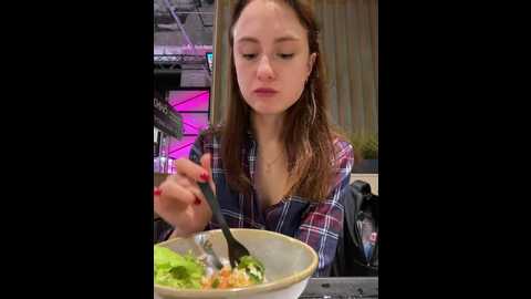 Media: dina_tease Stripchat 2024-12-04 13:41:00
