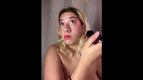 Media: enyeld_ruru Stripchat 2024-12-04 20:58:00
