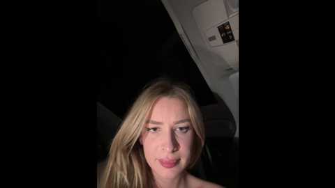 Media: evieevans Stripchat 2024-12-04 00:48:00