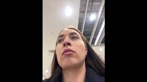 Media: holly_play Stripchat 2024-12-04 15:11:00