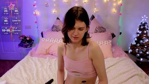 Media: julietaylors Stripchat 2024-12-04 18:19:00