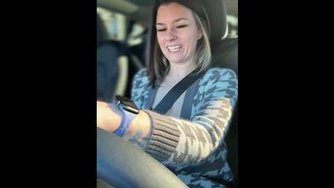 Media: ladylena1 Stripchat 2024-12-04 21:41:00