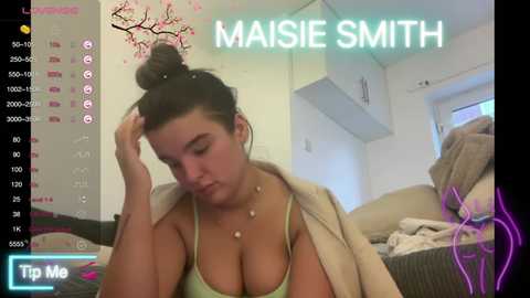 Media: maisie_smith Stripchat 2024-12-04 15:11:00