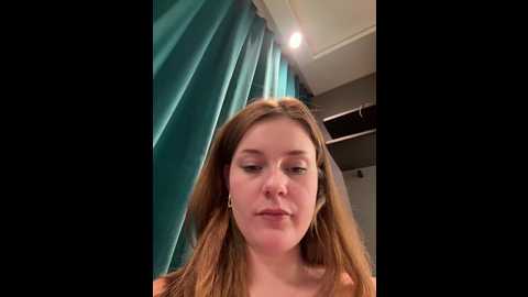 Media: maribelriver Stripchat 2024-12-04 20:18:00