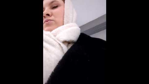 Media: morphine_666 Stripchat 2024-12-04 04:04:00