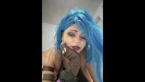 Media: seraphine23 Stripchat 2024-12-04 07:53:00