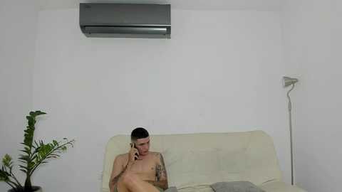 Media: wet_dreammm22 Stripchat 2024-12-04 07:08:00