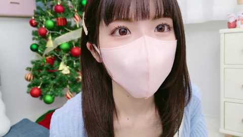 Media: _minami_ Stripchat 2024-12-05 16:48:00
