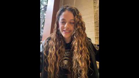 Media: alana15 Stripchat 2024-12-05 21:42:00
