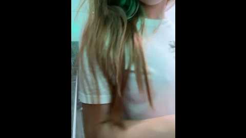 Media: belochka_a Stripchat 2024-12-05 13:54:00
