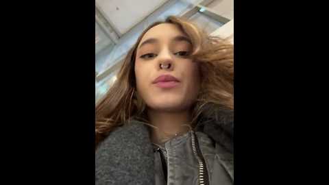 Media: cherry____pie Stripchat 2024-12-05 19:21:00