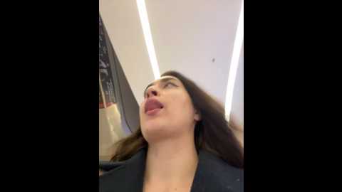 Media: holly_play Stripchat 2024-12-05 15:28:00