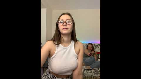 Media: hotcaramellstv Stripchat 2024-12-05 11:13:00