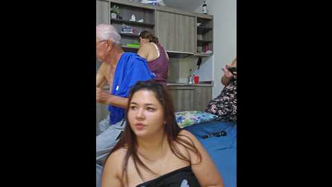 Media: kandalove Stripchat 2024-12-05 15:06:00