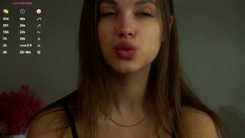 Media: karinbates Stripchat 2024-12-05 15:05:00