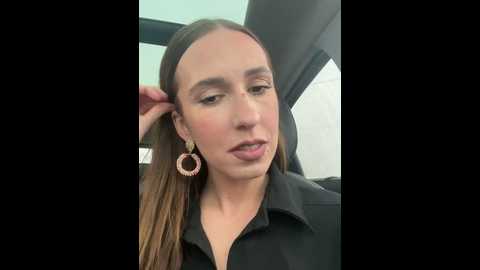 Media: lola_tentatiion Stripchat 2024-12-05 14:53:00