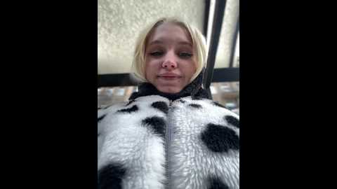 Media: milkyy_wway Stripchat 2024-12-05 09:28:00