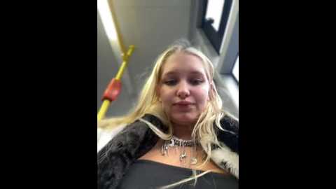 Media: milkyy_wway Stripchat 2024-12-05 09:59:00