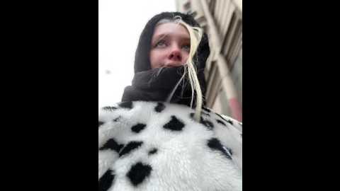 Media: milkyy_wway Stripchat 2024-12-05 11:34:00