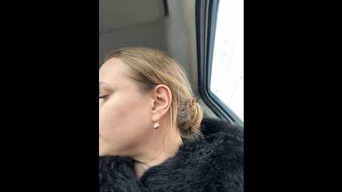 Media: olgabuzzz Stripchat 2024-12-05 08:06:00
