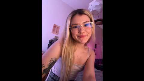 olivia_curie_ @ stripchat on 20241205