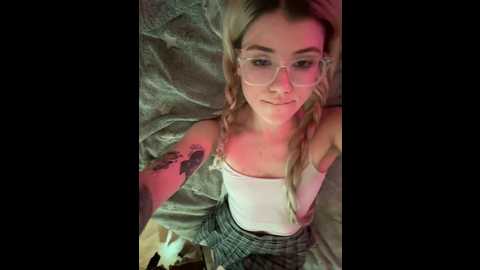 olivia_curie_ @ stripchat on 20241205