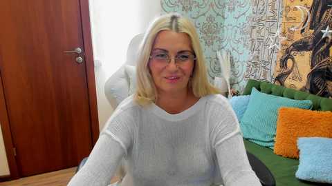 Media: scarlett_mai Stripchat 2024-12-05 09:55:00
