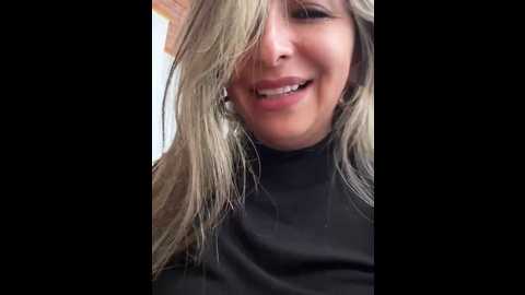 Media: _abril_office1 Stripchat 2024-12-06 17:34:00