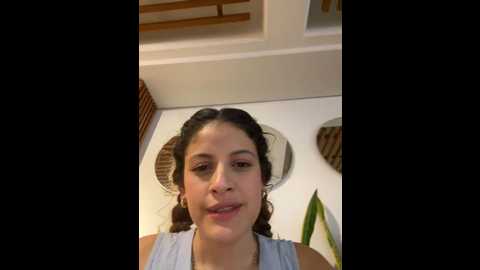 Media: alana15 Stripchat 2024-12-06 21:27:00