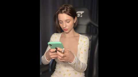 Media: camilla_railian Stripchat 2024-12-06 00:33:00