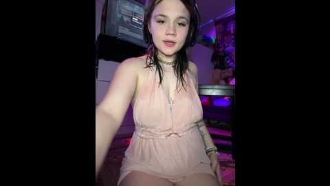 Media: cutiepiespanks Stripchat 2024-12-06 04:23:00