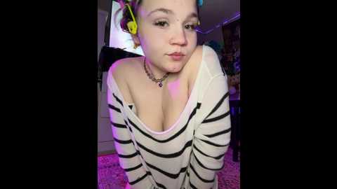 Media: cutiepiespanks Stripchat 2024-12-06 06:46:00