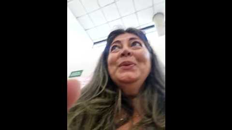 Media: emma_tour Stripchat 2024-12-06 16:06:00